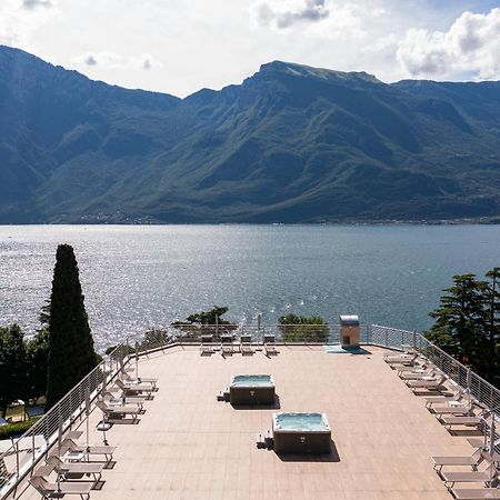 Hotel Sogno Del Benaco リモーネ・スル・ガルダ エクステリア 写真