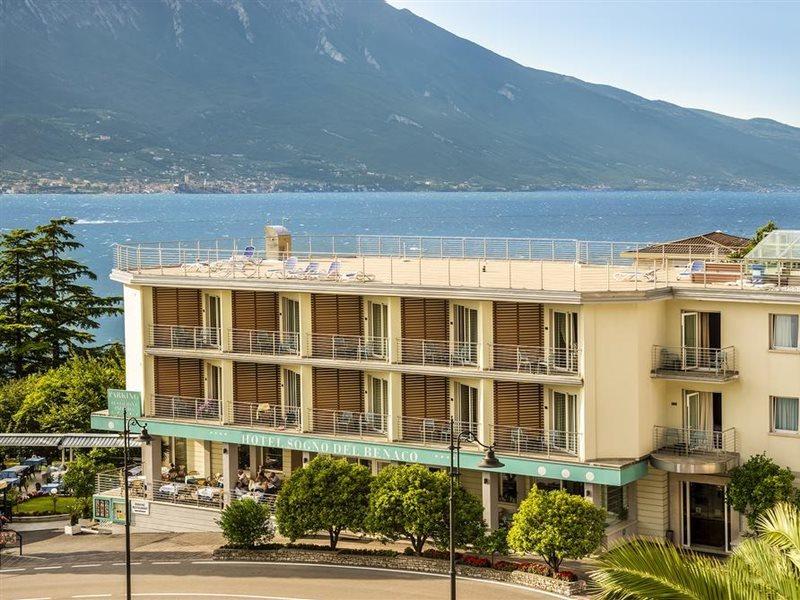 Hotel Sogno Del Benaco リモーネ・スル・ガルダ エクステリア 写真