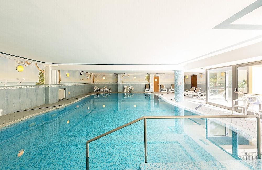 Hotel Sogno Del Benaco リモーネ・スル・ガルダ エクステリア 写真