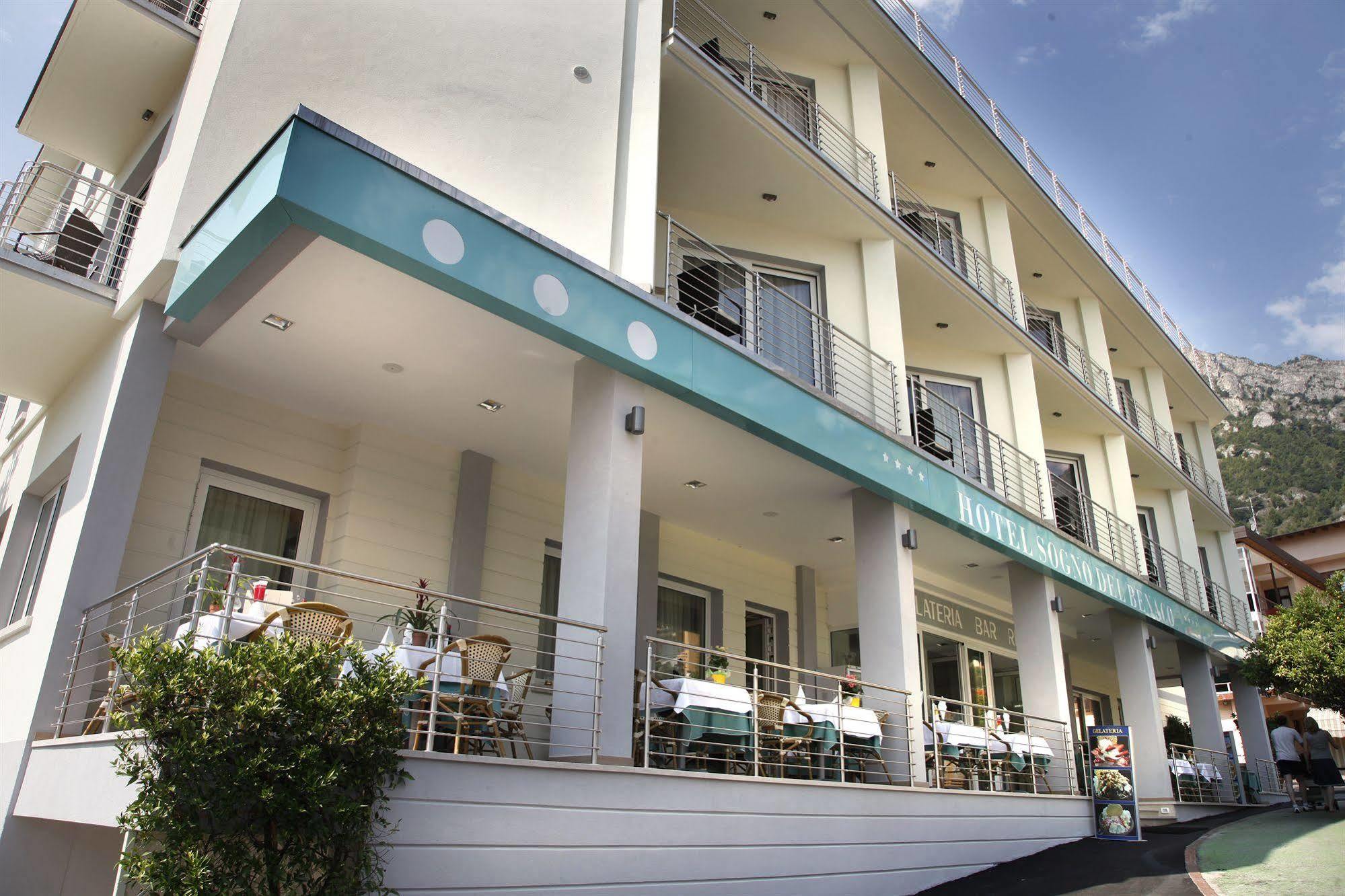 Hotel Sogno Del Benaco リモーネ・スル・ガルダ エクステリア 写真