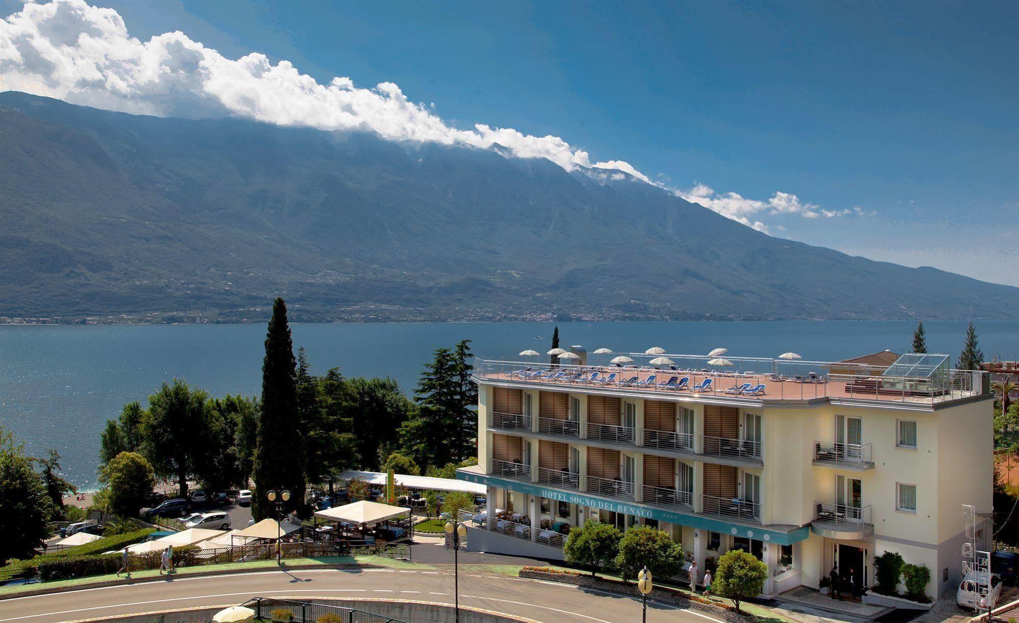 Hotel Sogno Del Benaco リモーネ・スル・ガルダ エクステリア 写真