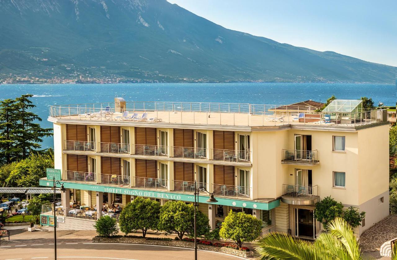 Hotel Sogno Del Benaco リモーネ・スル・ガルダ エクステリア 写真